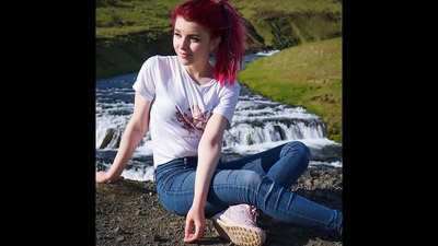 الإباحية في لباس ضيق